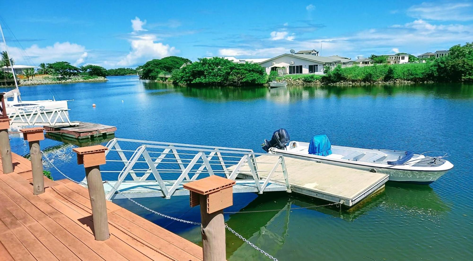 Waterfront Sunset Apartment Nadi Buitenkant foto